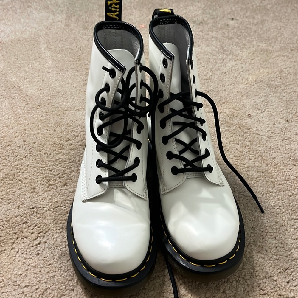 No damages or scuffs worn once